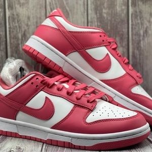 Women’s Nike dunk low acrheo pink size 7 womens or 5.5 in Men’s
